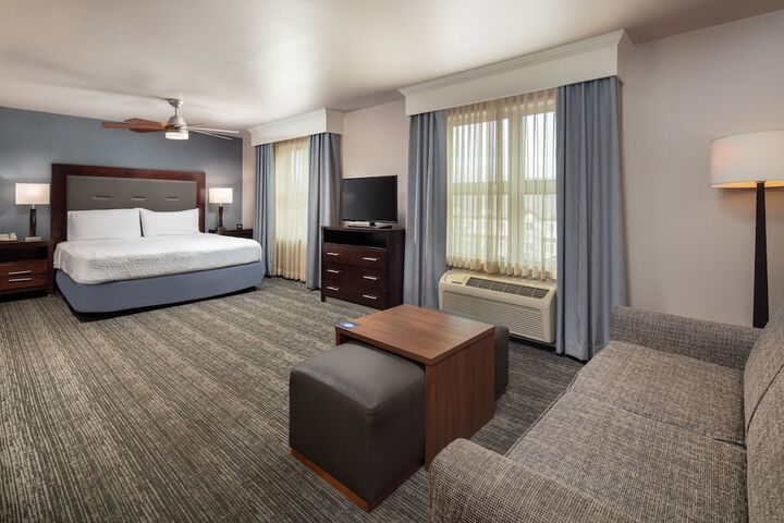 Room 9 of 30