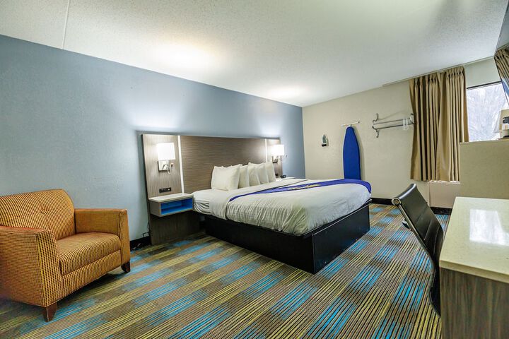 Room 15 of 38
