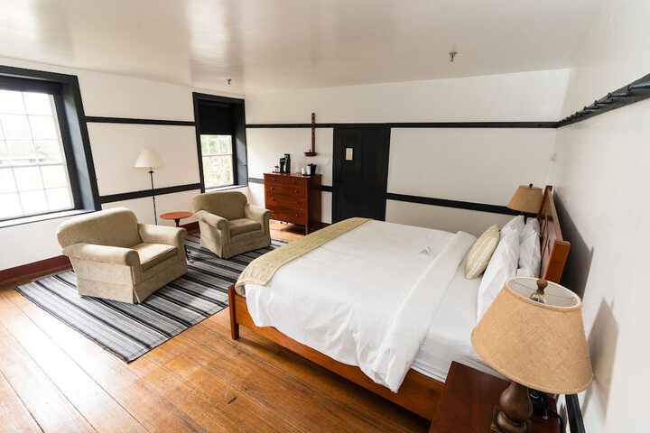Room 14 of 72
