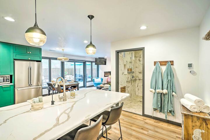 Luxury Spa Retreat: Private Courtyard & More!