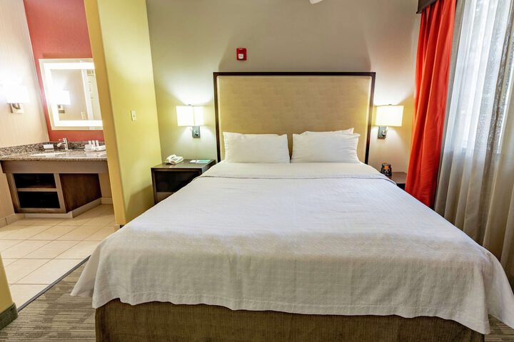 Room 46 of 81
