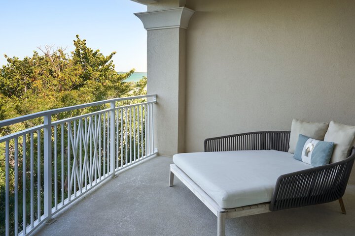Playa Largo Resort & Spa Autograph Collection
