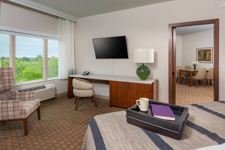 Room 8 of 37