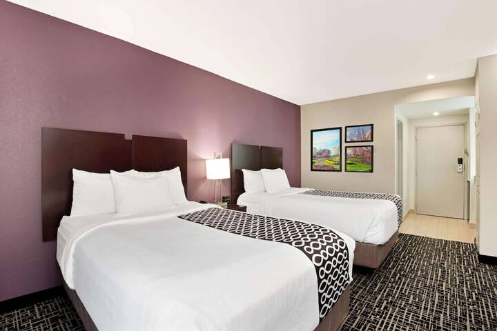 Room 34 of 43
