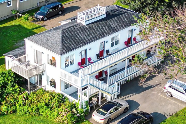 Come From Away B & B Inn