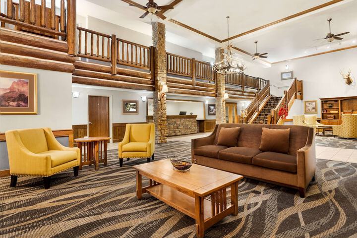 Hotel Interior 12 of 54