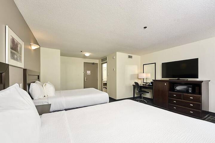 Canad Inns Destination Centre Fort Garry
