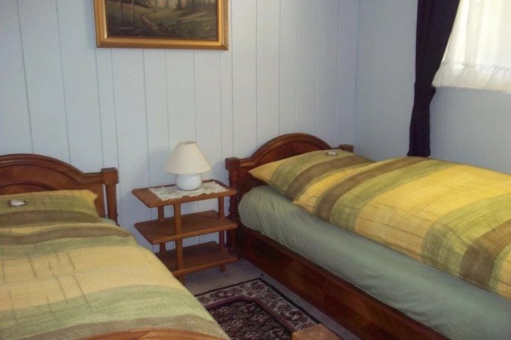 The Cozy Cubbyhole B & B