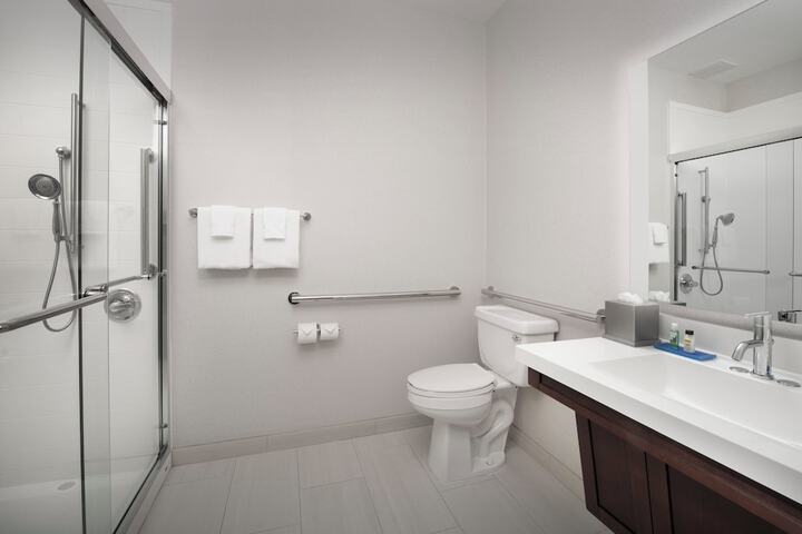 Holiday Inn Express Hotel & Suites Puyallup (Tacoma Area) by IHG