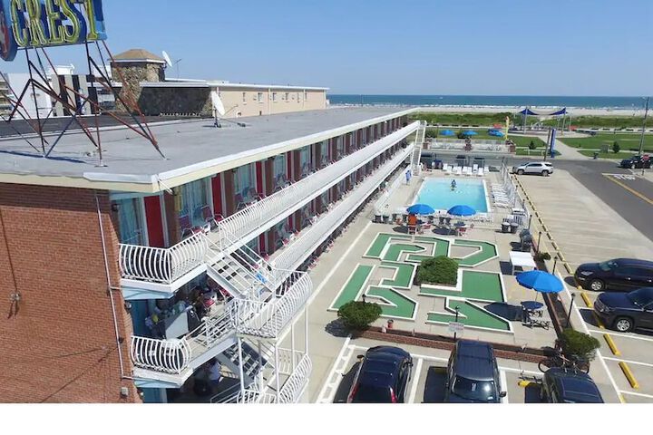 Hotel 2 of 32