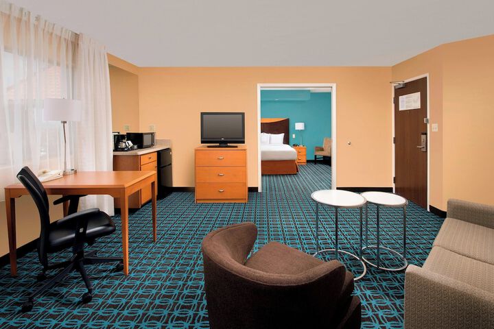 Room 19 of 27