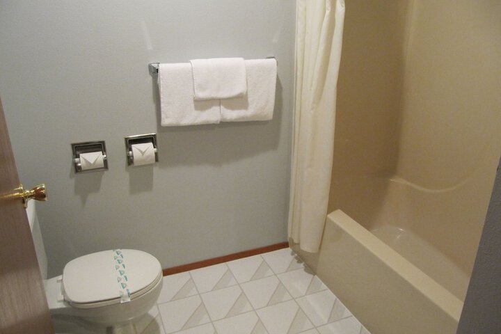 Room 37 of 154