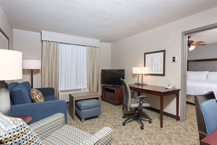 Room 13 of 24