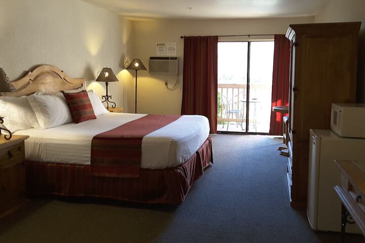 Room 47 of 72