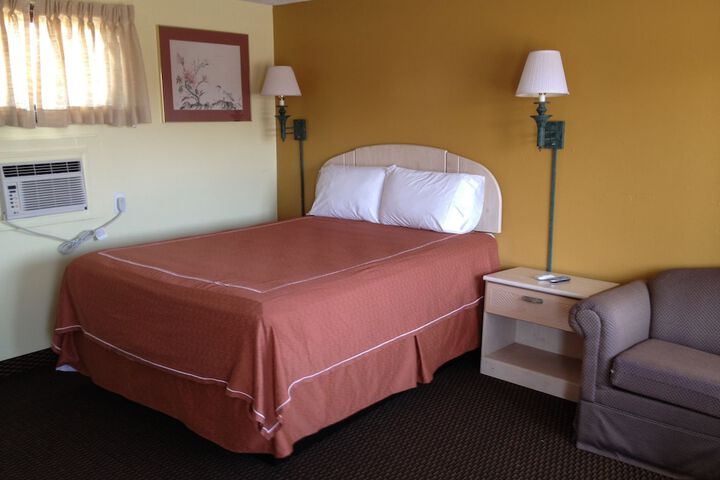 Room 21 of 50