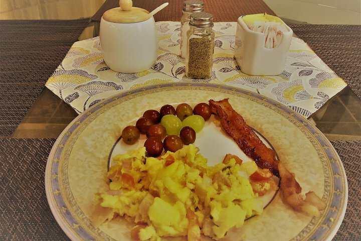 Breakfast/Coffee Service 75 of 93