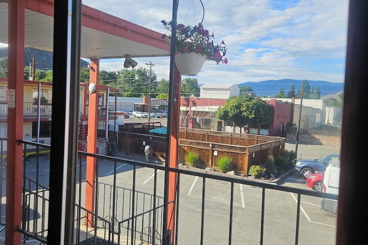 Camaray Motel