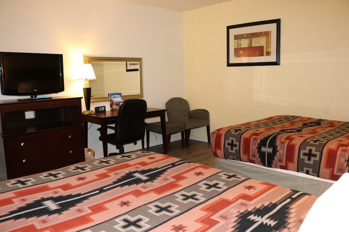 Room 24 of 42