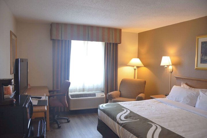 Room 30 of 50