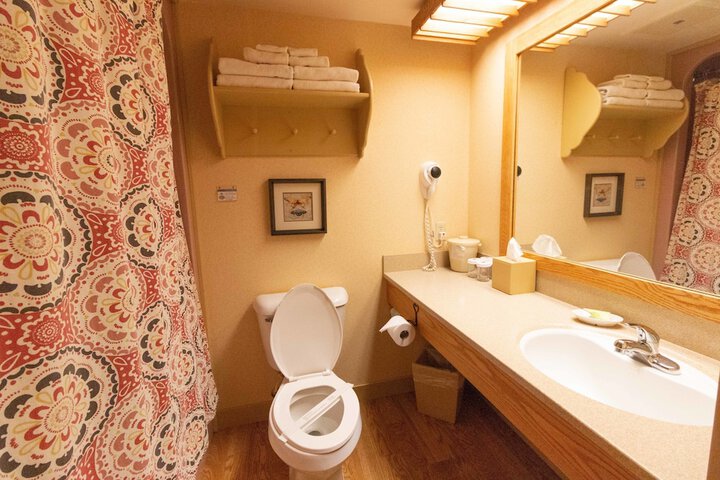 Room 54 of 77