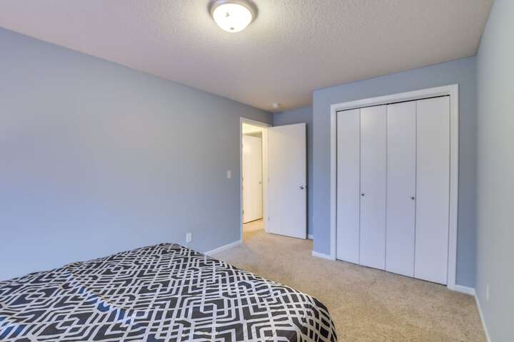 Pet-friendly North Dakota Escape w / Fenced-in Yard