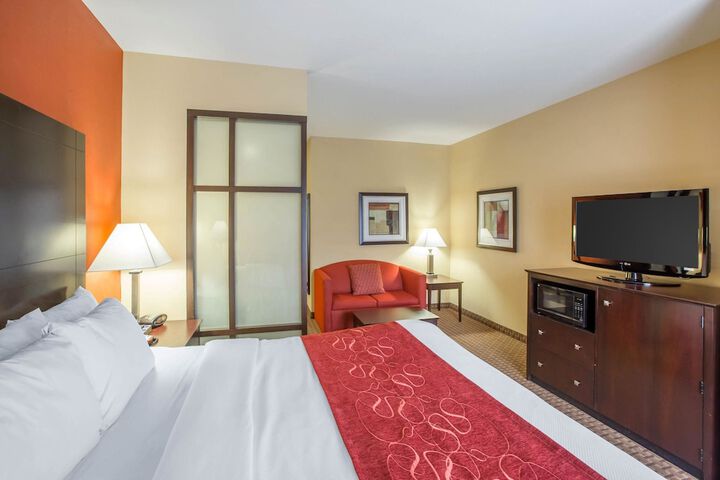 Room 9 of 27