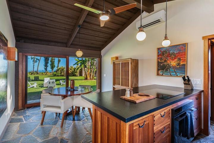 Hale Maluhia Hanalei 1 Bedroom Home by RedAwning