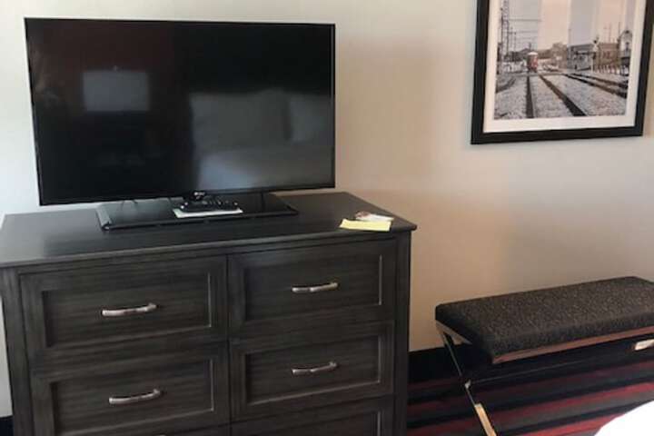 Holiday Inn & Suites Lafayette North by IHG