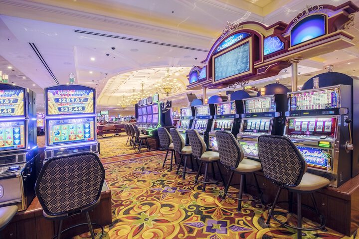 Casino Queen Hotel