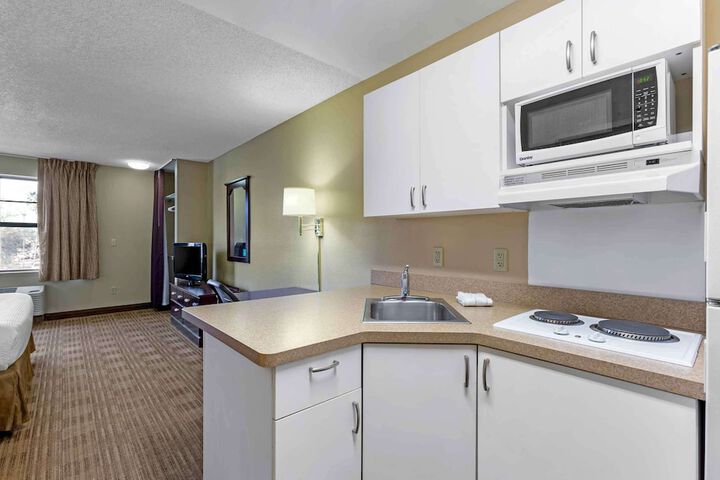 Room 21 of 27