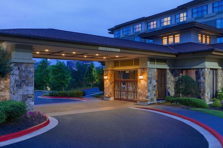 Hotel 3 of 35