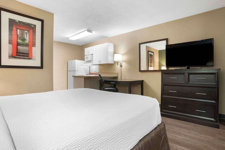 Room 20 of 35