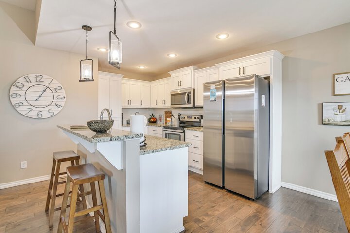 Pool Access Grill & Gazebo: Ozark Getaway!