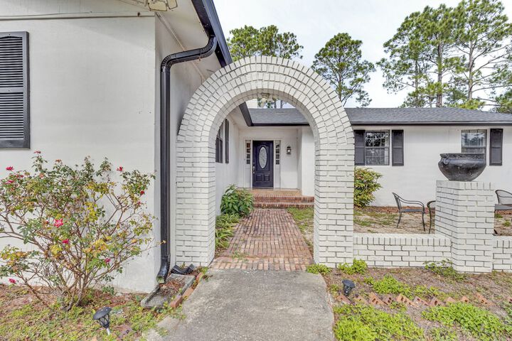 Steps to Beach: Carrabelle Family Home w / Patio!
