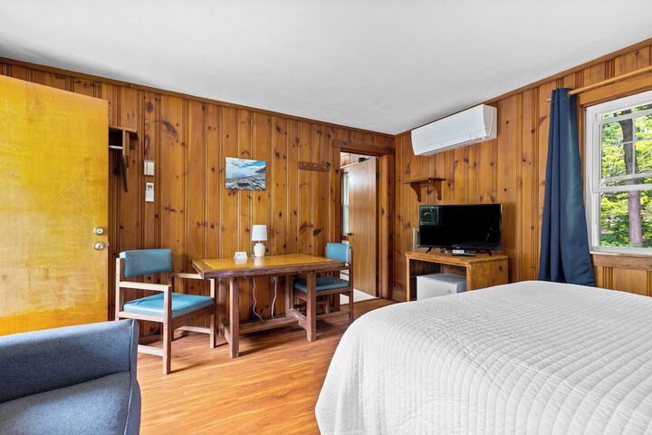 Room 40 of 80