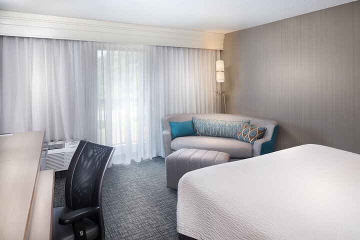 Courtyard by Marriott Lynchburg