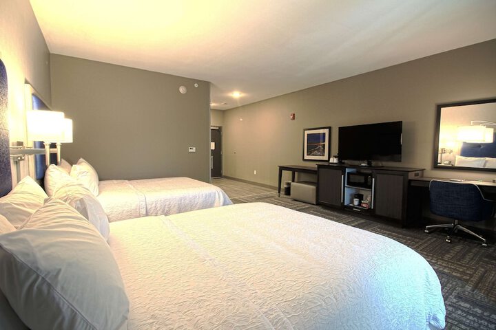 Room 12 of 37
