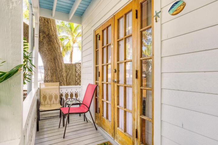 Key West Harbor Inn - Adults Only