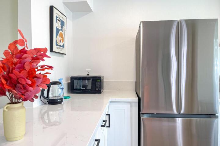 Sweet 2 bd for monthly stay! 20 mi to Disney