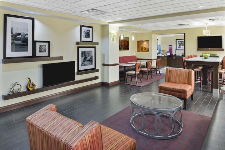 Hotel Interior 9 of 24