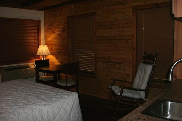 Room 12 of 38