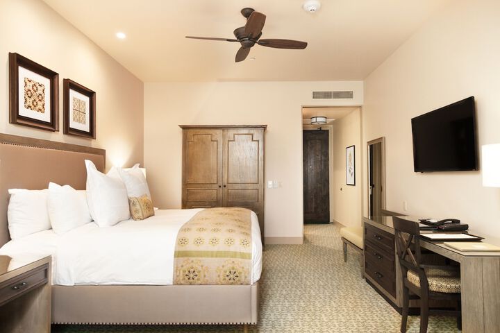 Room 30 of 57