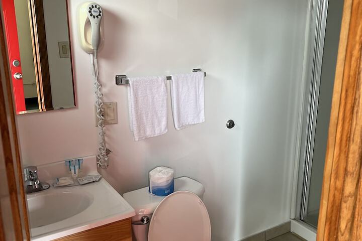 Room 298 of 443