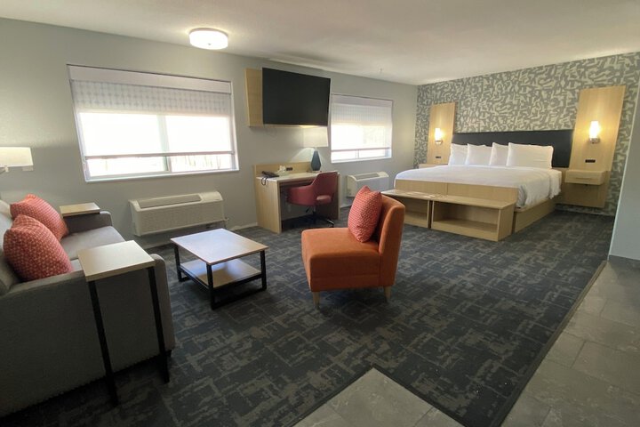 Room 16 of 35