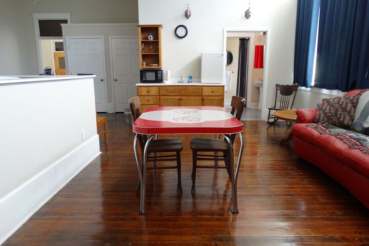 Room 43 of 69