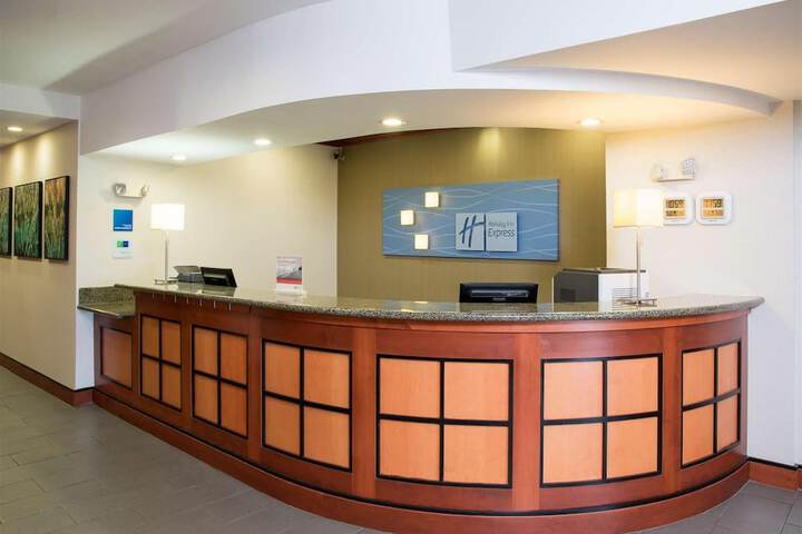 Holiday Inn Express Hotel & Suites Danville by IHG