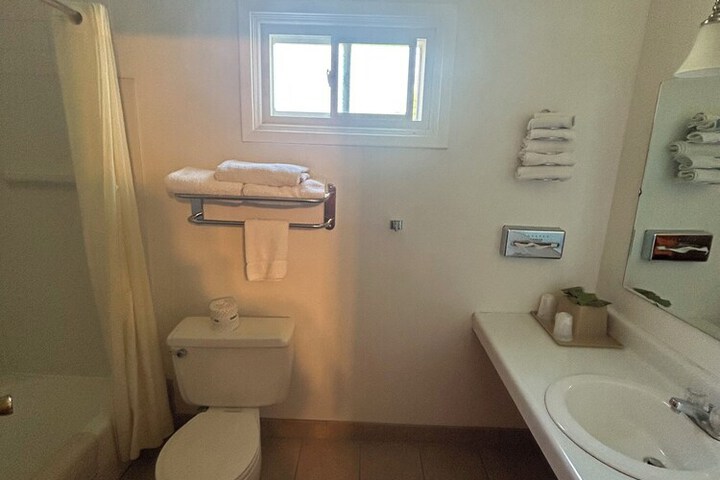 Room 10 of 23