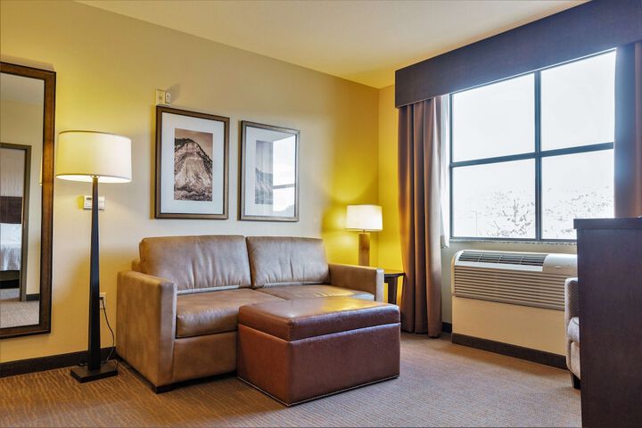 Room 76 of 118