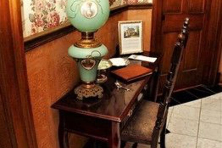 Herrold on Hill Bed and Breakfast