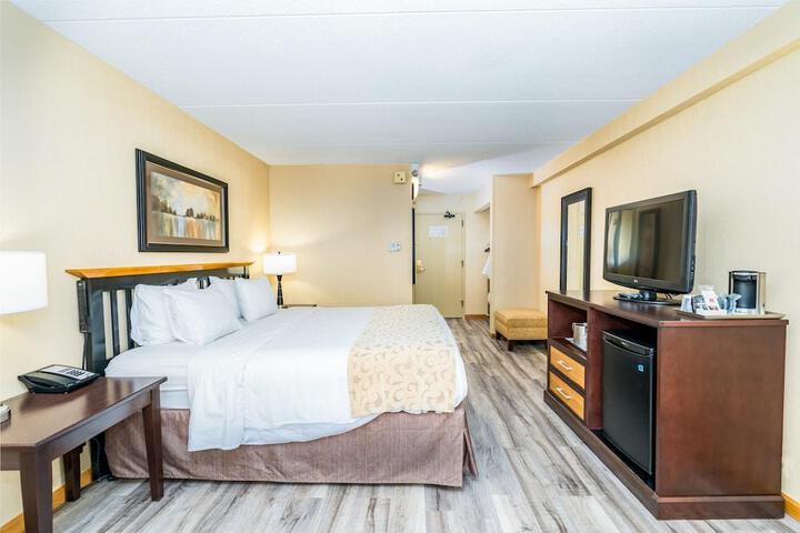 Radisson Hotel Milwaukee West